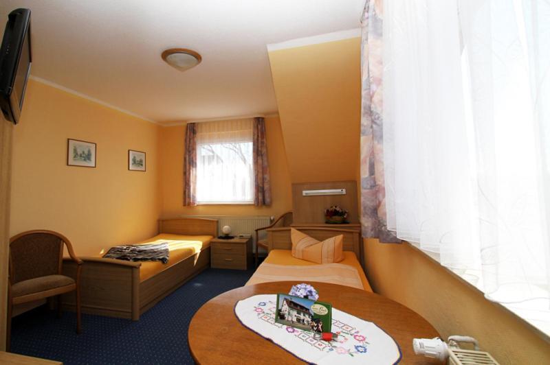 Familienhotel Zur Linde Panschwitz-Kuckau المظهر الخارجي الصورة
