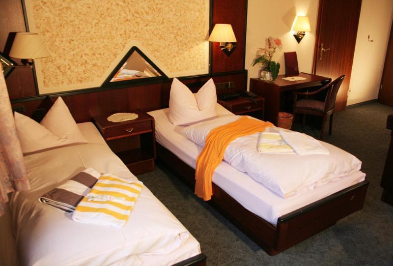 Familienhotel Zur Linde Panschwitz-Kuckau الغرفة الصورة