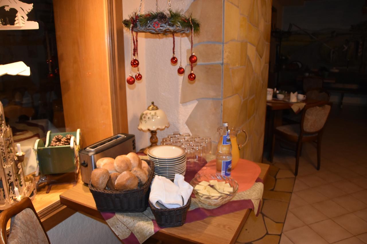 Familienhotel Zur Linde Panschwitz-Kuckau المظهر الخارجي الصورة